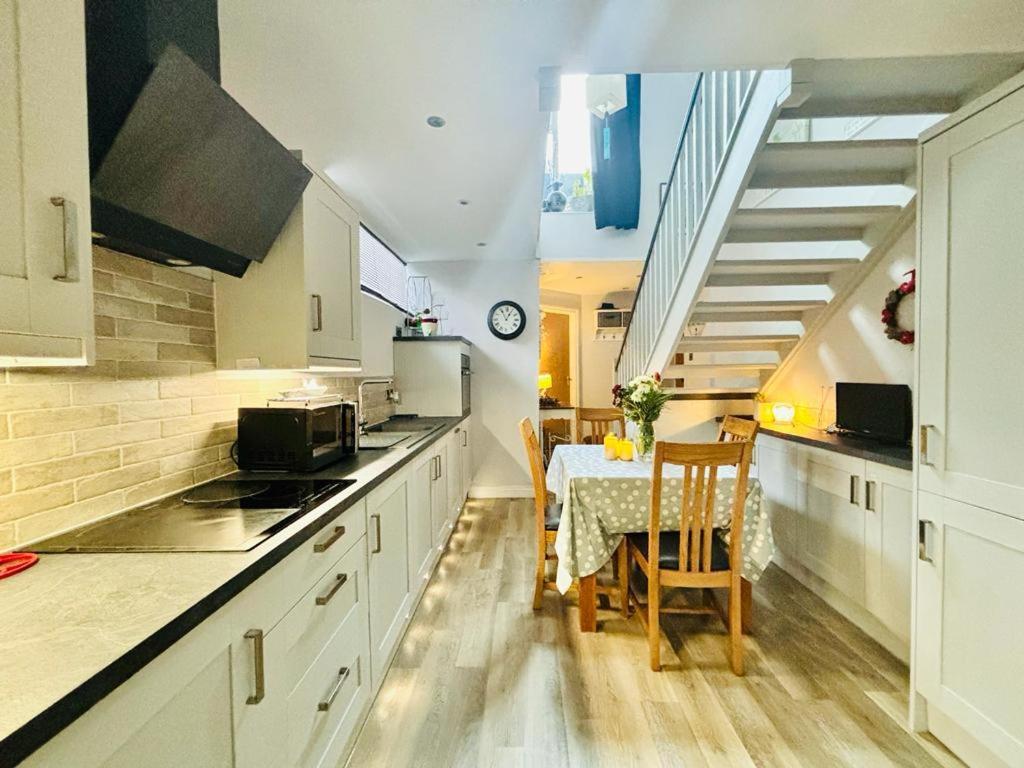 Ross-On-Wye Holiday Cottage ภายนอก รูปภาพ